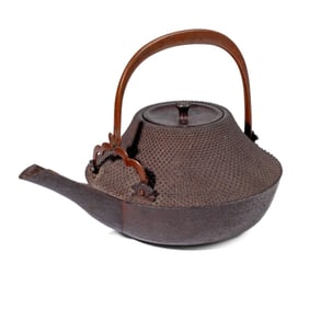 Antique Japanese Nambu Arare Tetsubin Kettle