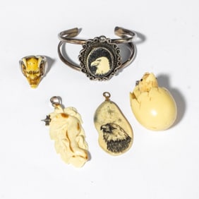Vintage Scrimshaw & Carved Jewelry