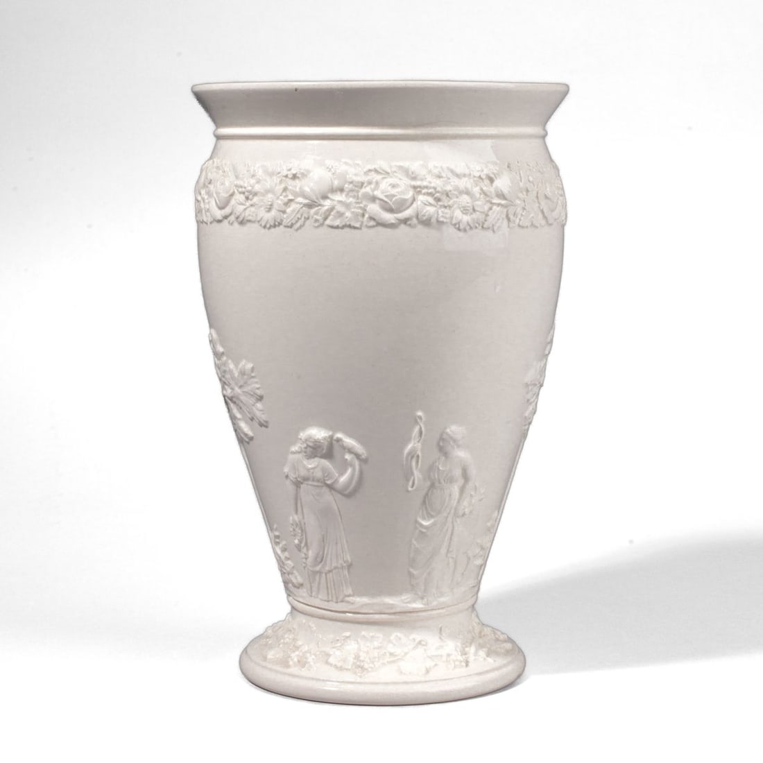 Wedgwood 1730-1930 Bicentenary Creamware Vase: 1930 Wedgwood creamware vase issued for the bicentenary of the birth of Josiah Wedgwood. Underglaze mark to bottom: MDCCXXX / MCMXXX encircled by CC POST NATUM CONDITOREM ANNO VIGET ARS ETRURIAE REDIN