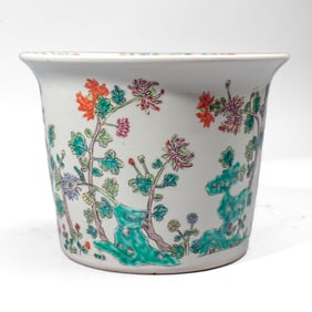 Chinese Famille Rose Enameled Porcelain Planter