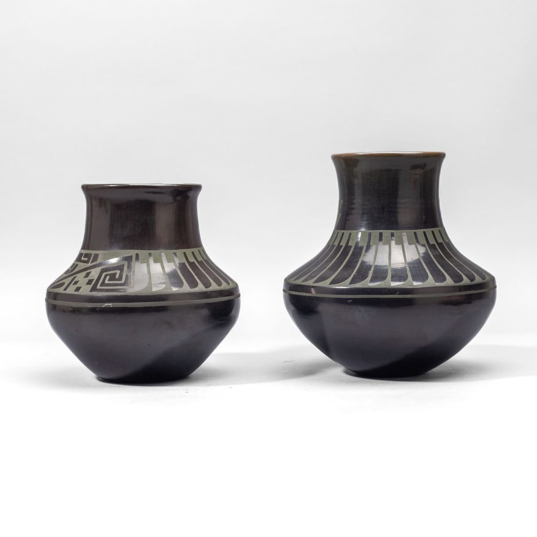 2 Erik Fender (Than Tside'h) San Ildefonso Pots (1 of 7)