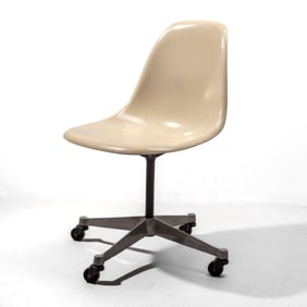 Eames Herman Miller Swivel Desk Chair