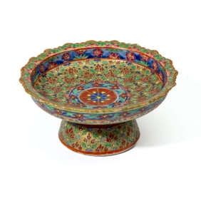 Chinese Export Bencharong Lai Nam Thong Stem Plate
