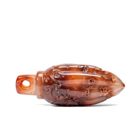 Chinese Carved Agate Flowerbud Pendant