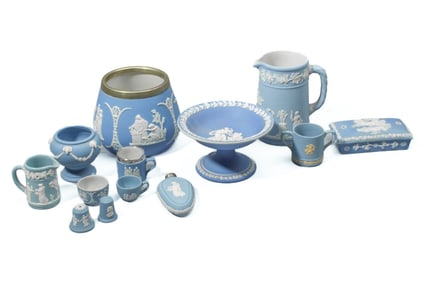 Collection Wedgwood Light Blue Jasper Articles