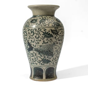 Southeast Asian Vietnamese Porcelain Blue & White Fish Vase