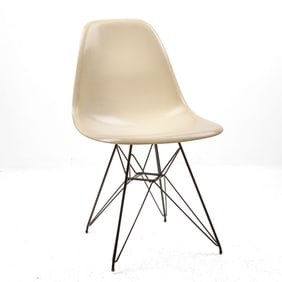 Vintage Eames Herman Miller DSR Eiffel Base Chair