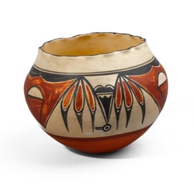Zia Pueblo Polychrome Pottery "Pie Crust" Jar