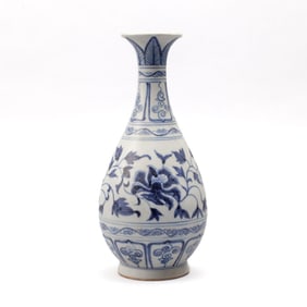 Chinese Yuan Dynasty Style Peony Yuhuchunping Vase