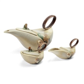 Hull Pottery Parchment & Pine Tea Set