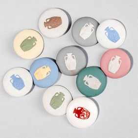 Group of 11 Wedgwood Seminar Buttons