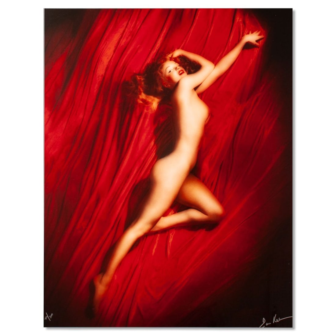 Tom Kelley Marilyn Monroe, Red Velvet Large Photo (1 of 7)
