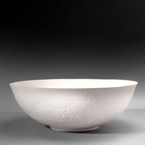 Large Chinese White Glazed Eggshell "Dragons" Bowl