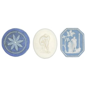3 Jasperware Cameos / Hercules & Nemean Lion