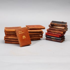 Miniature Shakespeare Books / Knickerbocker