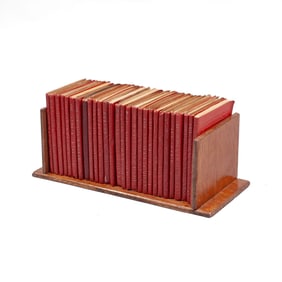 Little Luxart Library Miniature Books / Red