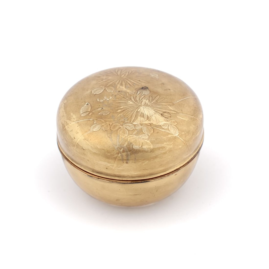 Japanese Gold Lacquer Tea Caddy / Natsume: Japanese gold lacquer natsume (tea caddy) with raised chrysanthemum and butterfly in gold maki-e technique and black-lacquered interior. Use wear and some small faded stains to surface; scratches at b