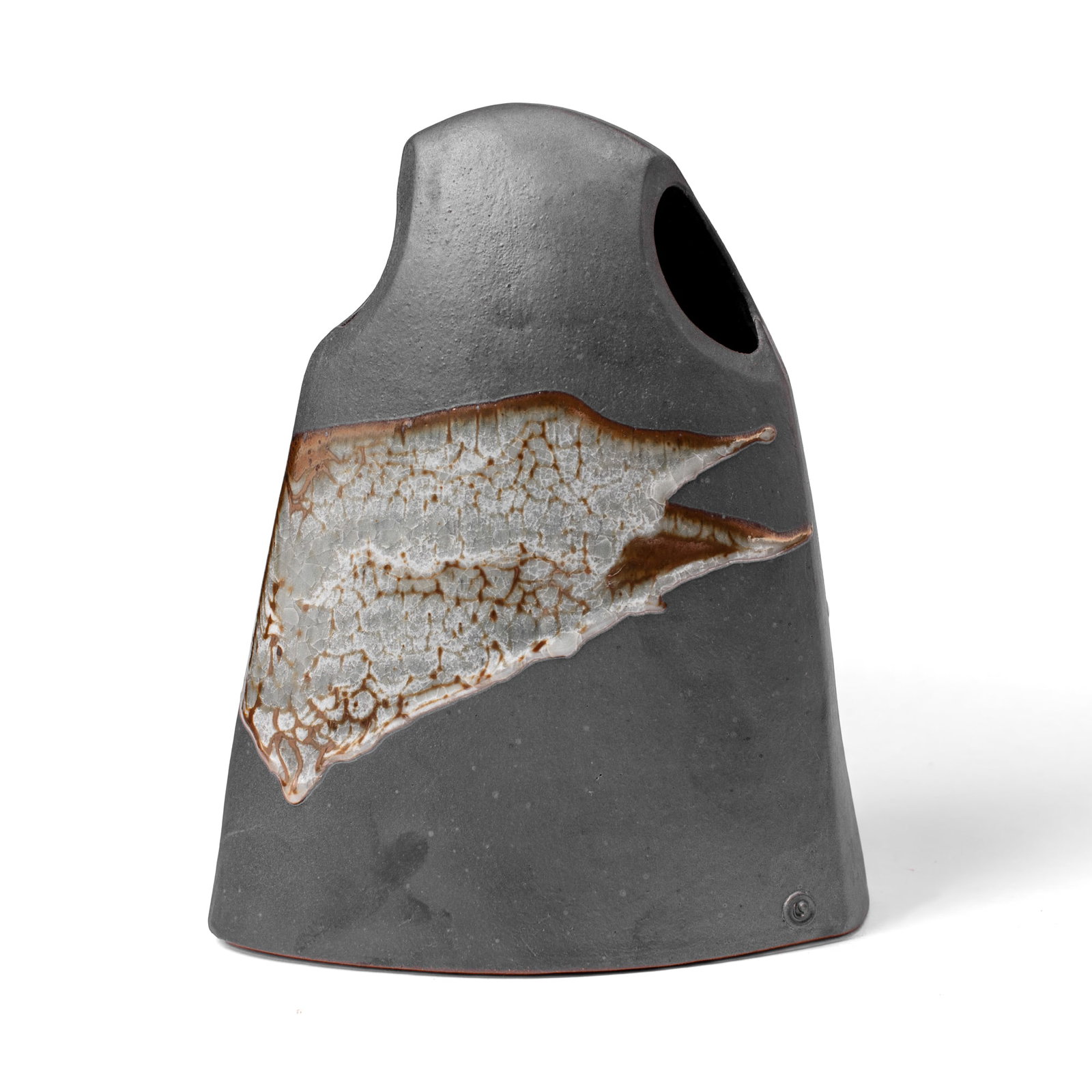 Reid Ozaki (WA) Black Glaze Ikebana Vase: Reid Ozaki (1951-2024) Black Glaze Ikebana Vase. Artist's raised monogram near base. Double openings at sides with streak of metallic glaze across center. Measures 12x10x5". Collection of Mike Peck, S