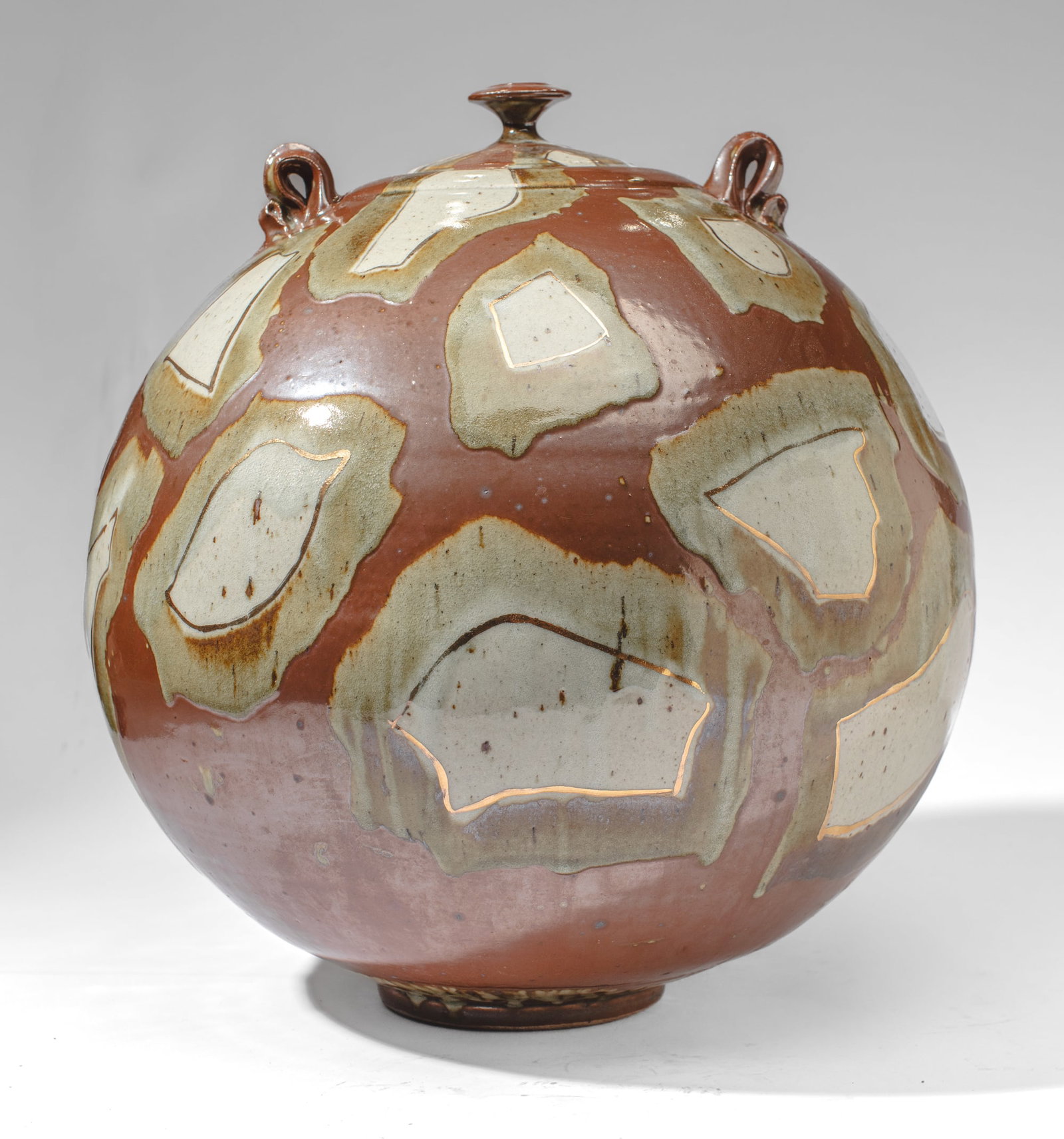 Gerry Newcomb (WA) Large Lidded Ball Vase (1 of 3)
