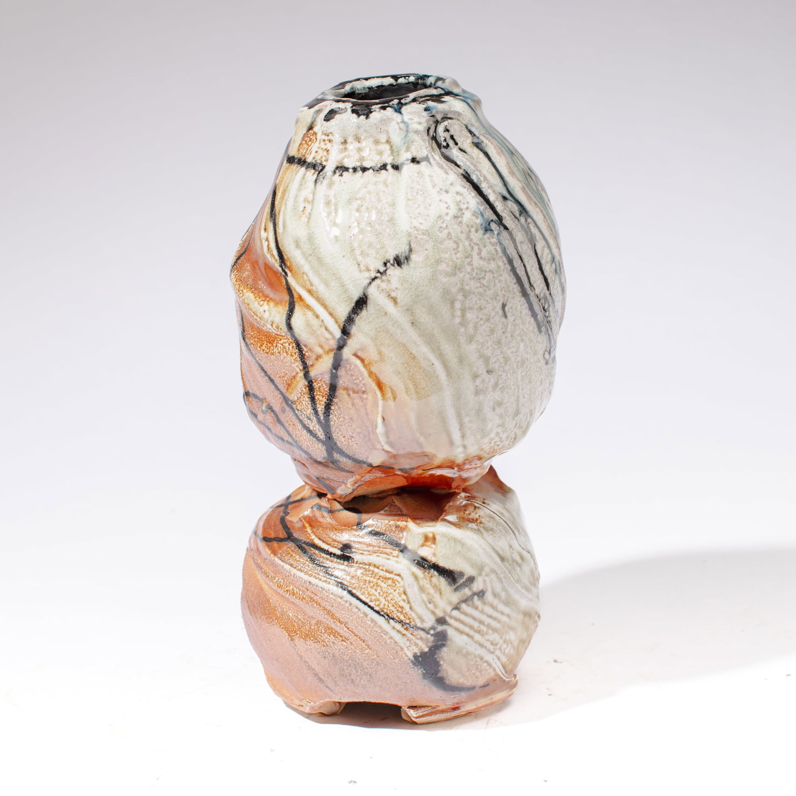 Mike Peck (WA) Studio Pottery Footed Gourd Vase: Mike Peck (Washington) Studio Pottery Footed Gourd Vase. Unsigned. Measures 12x6". Excellent condition.