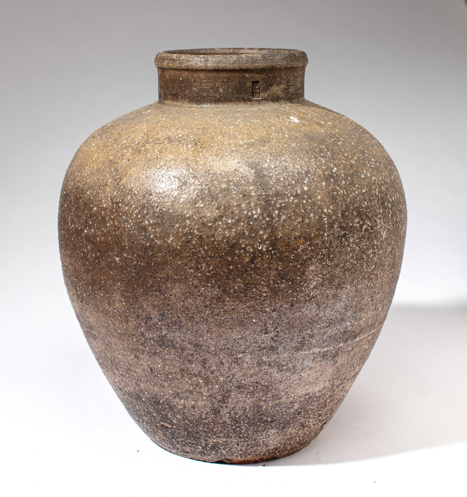 Japanese Shigaraki Ware Storage Jar (1 of 3)