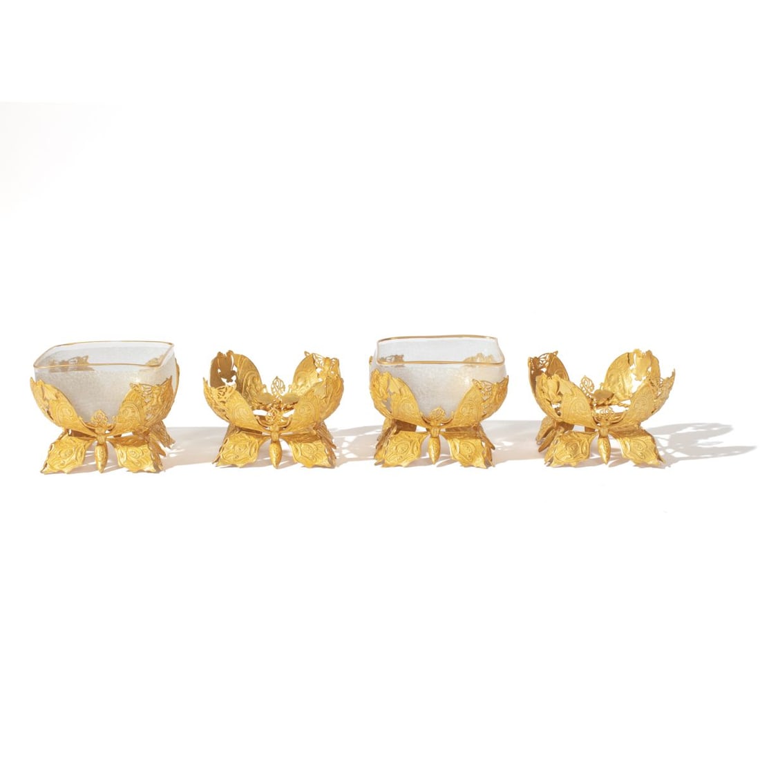 Pair Glass Finger Bowls on Ormolu Stands (1 of 5)