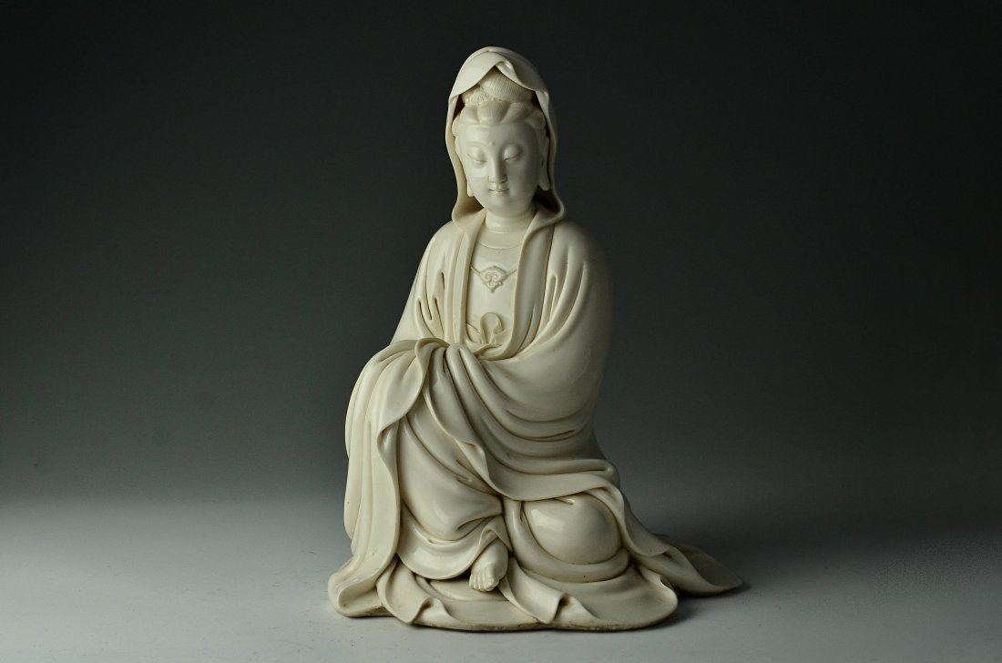 A Dehua Figure Of Guanyin Signed HE CHAZONG: Please see the photos for item sizes.//////Provenance / Japanese Gentlman Collector/////Settlement is bank transfer, PAYPAL, VISA, AMEX(VISA, AMEX fee 2.5% addition).///////Shipment will be delivered