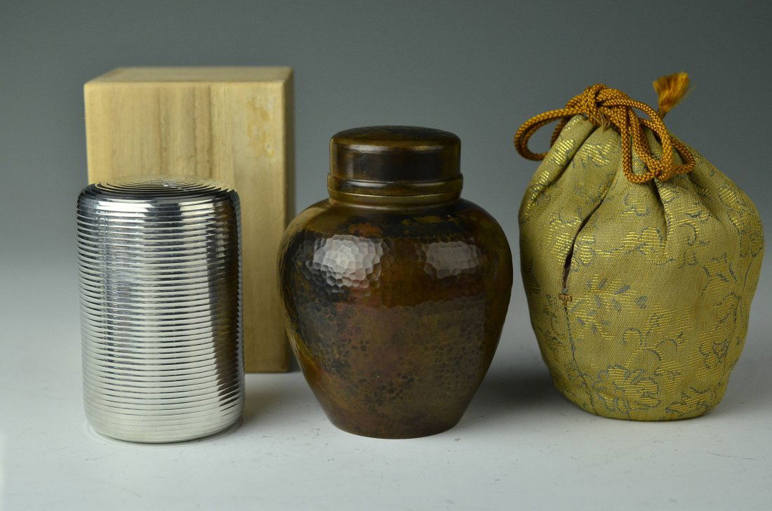 Tin tea Box etc., 2items: Dense and attractive sculpture