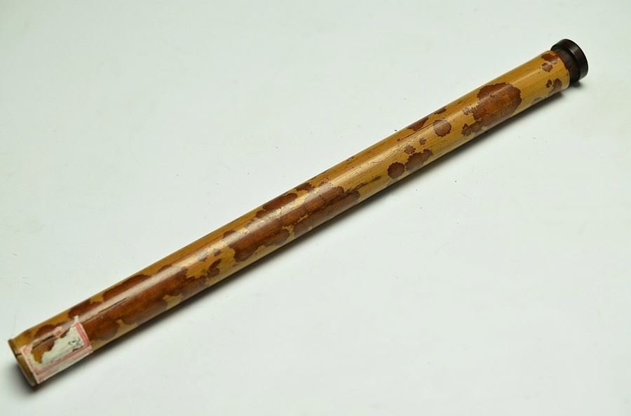 Acura red mottled bamboo incense tube: 古香妃竹香筒　Please see the photos for item sizes.＿/Provenance : Japanese Gentlman Collector＿/Settlement is bank transfer, PAYPAL, VISA, AMEX(V