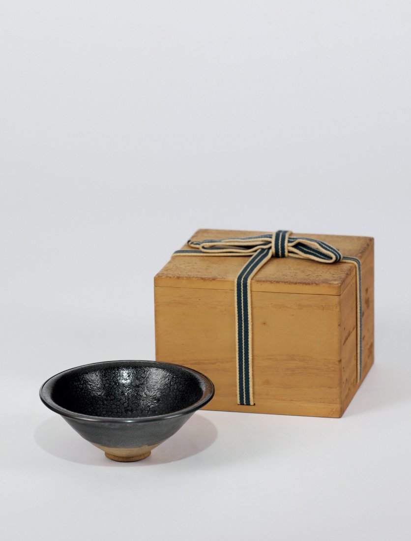 Song , A Black Glazed "Oil Spot" Bowl: Song,A Black Glazed "Oil Spot" Bowlå‚™è¨»ï¼šèˆŠæœ¨ç›’,SizeD12.5cm H5.5cmâ˜…WEB Catalogï¼šhttps://book.yunzhan365.com/bookcase/jvtek/index.html