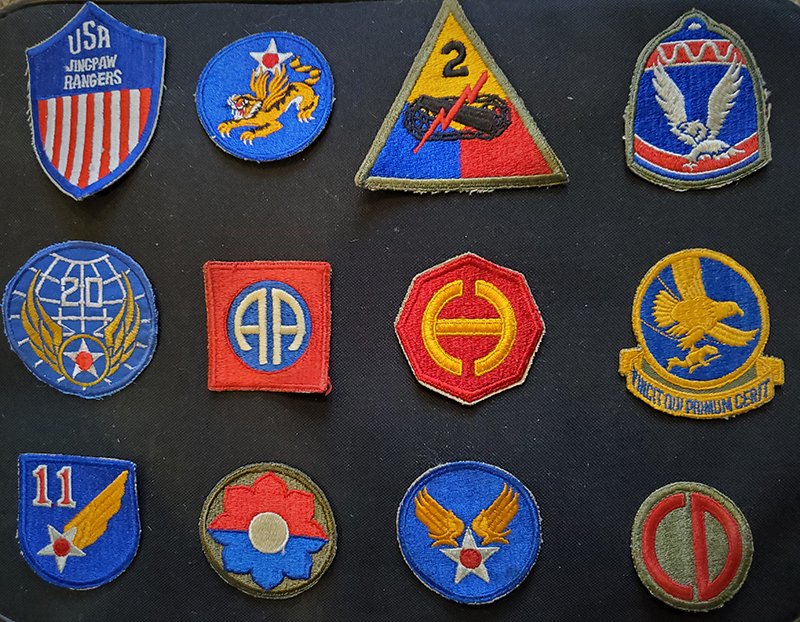 12 ww2 patches Jingpaw Rangers 2nd Airborne +++: -NO RESERVE-One dozen genuine WW-2 uniform patches in excellent condition. I just bought a cookie tin full of patches. Here are 12 genuine ww2 wwii patches in one lot. Jingpaw Rangers, 2nd armored div