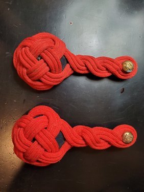 Indian War Marine? Artillery? Musician Knots: Red military shoulder knots with Lyre buttons. This can be shipped/mailed by US Mail for $8.00. Insurance is $1.50 per $100 value. USPS signature service is $3.00 -- NO SHIPMENTS OUTSIDE USA --