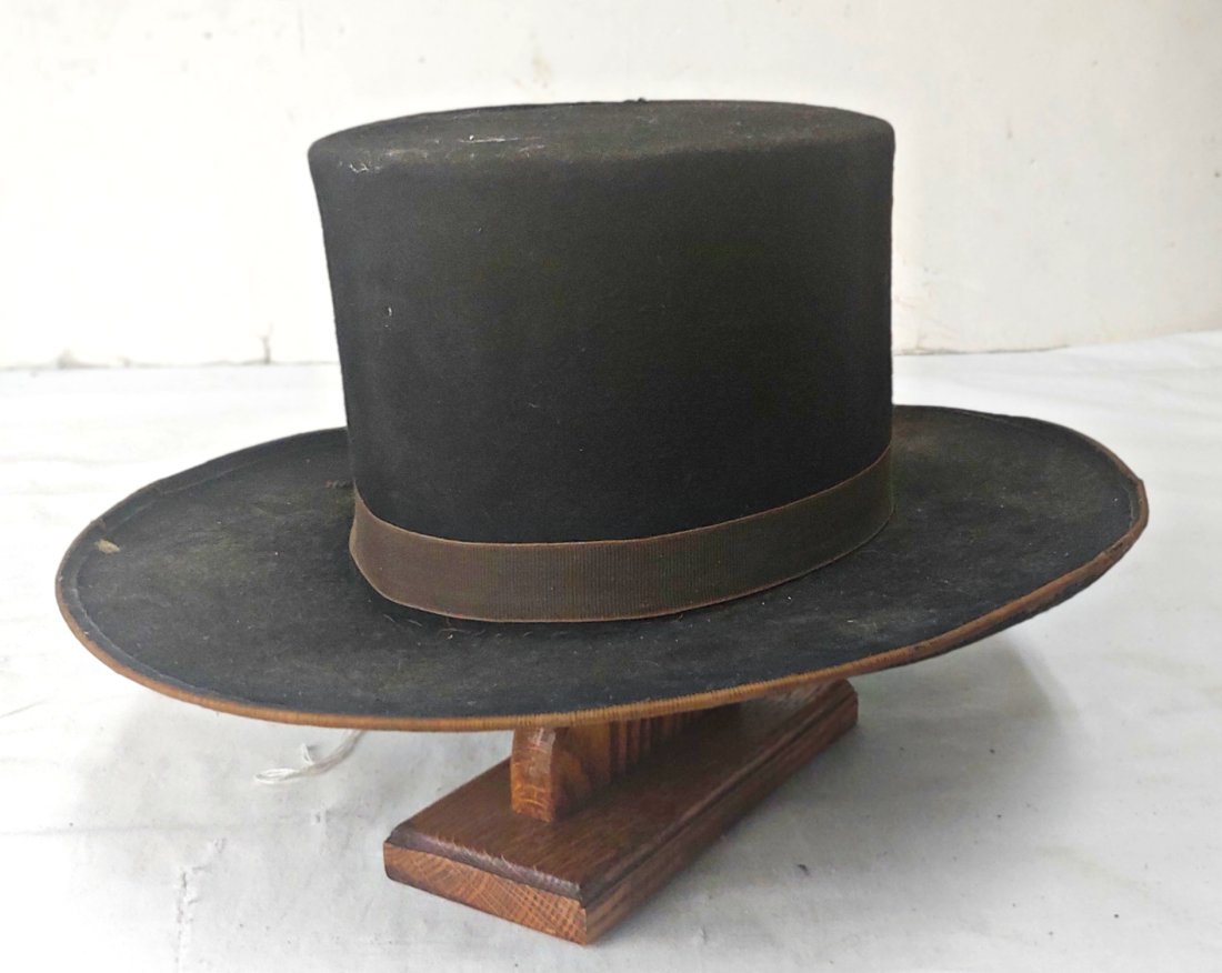 Gold Rush Hat, Riverboat Gambler Hat, Civil War Felt Hat: Dapper and snazzy late 1840s to 1860 high grade felt hat made by Samuel Spangler of York, Pennsylvania. Maker Spangler was in business well before 1853 which is the date on the newspaper advertisement