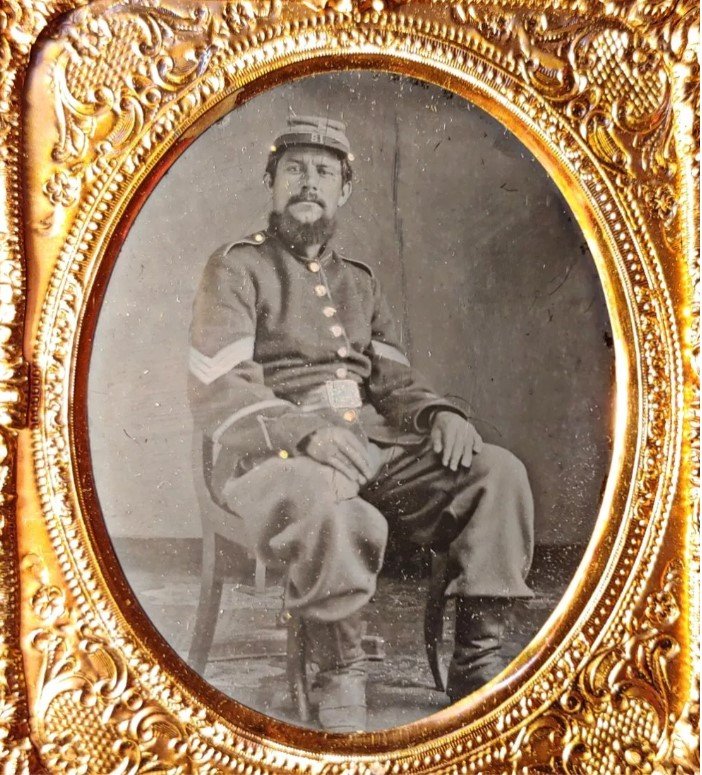 Civil War tintype Chasseur 12th NY Militia: Excellent sixth plate tintype of 12th New York Militia soldier wearing the distinctive French Chasseur uniform.Here is a history of the 12th New York. Sailed from New York on steamship Baltic for Fort