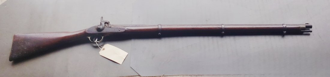 Confederate Kerr Sharpshooter's rifle among the rarest of all Confederate guns: I obtained this well used English Kerr rifle directly from the descendants of the West Virginia, Union Army officer who brought it home. I also obtained some badges and personal items of his. The rifl