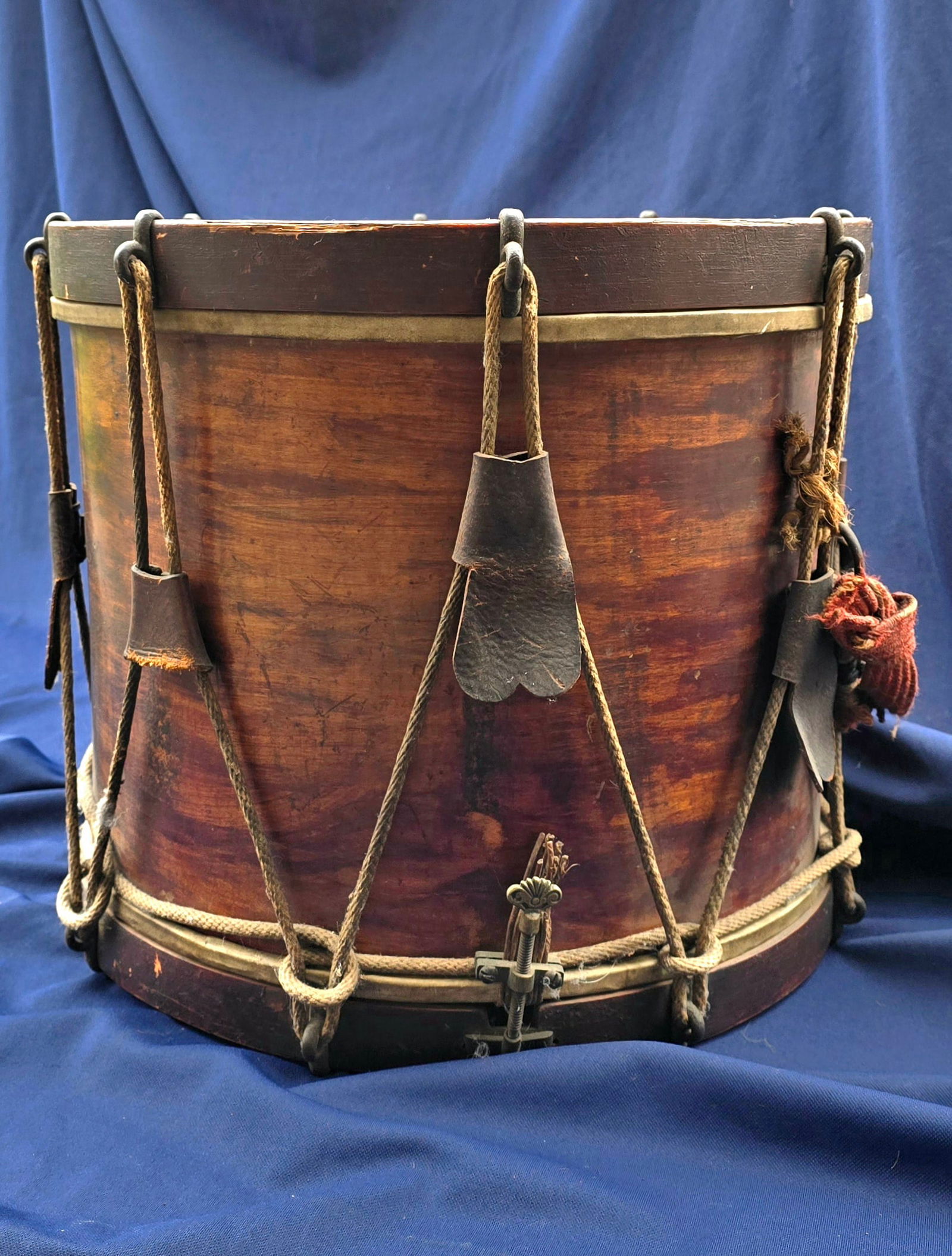 Super Civil War Snare Drum / Tight & Solid: 1860s rope tension snare drum completely appropriate for civil war display in excellent condition. Regimental size, 16 inches in diameter 14 inches tall. Has a great period repair on the top head. The