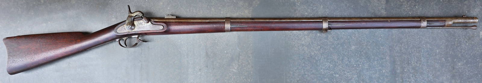 Outstanding Cond 1862 dated Providence Tool Company 1861 contract musket: This extra fine condition Providence Tool Company musket with the ultra rare date of 1862 is an extreme scarcity on the collector market. Most Providence Tool muskets are dated 1863 and 1864 and most