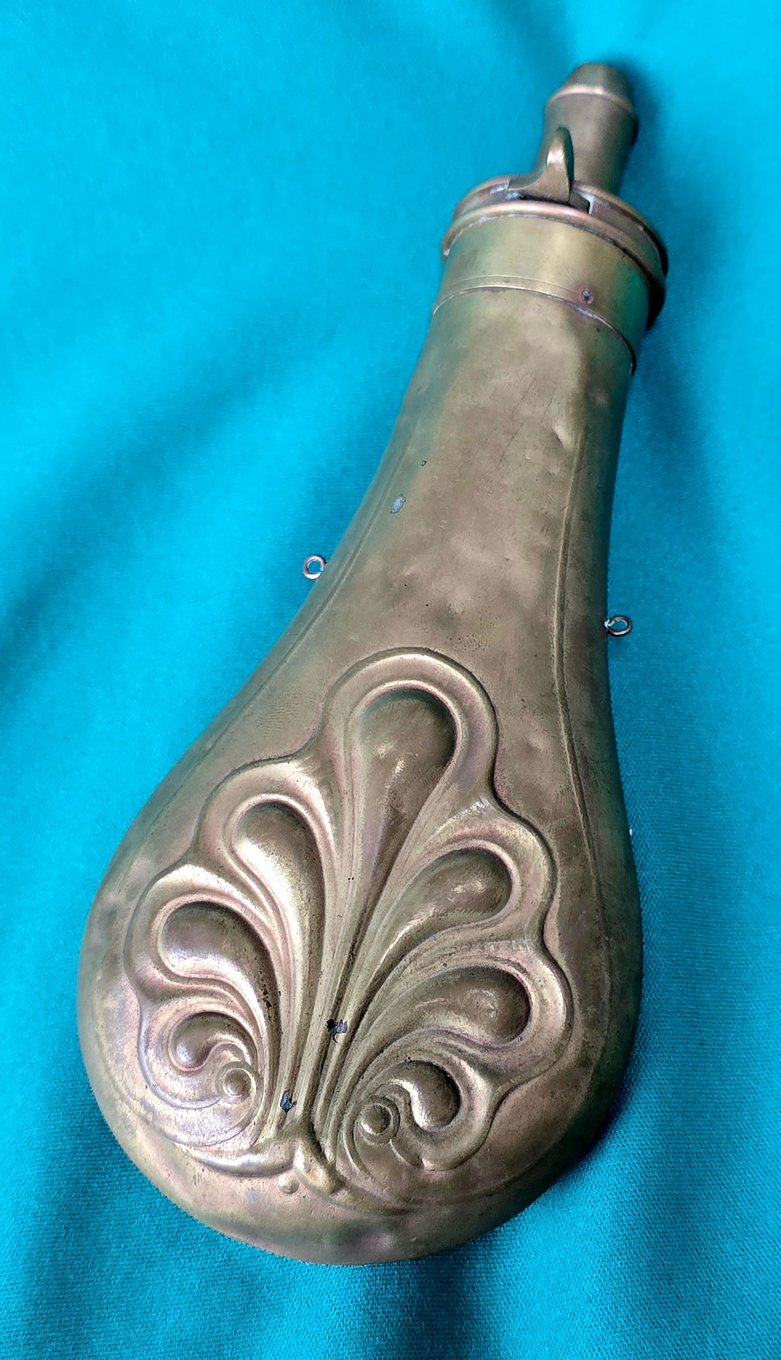 Decorative 1860 era Powder Flask: Large size brass powder flask for a percussion rifle or shotgun. Good condition overall. Shows use but no abuse. $20 for packing, shipping, and signature service. Insurance is $2 per hundred dollars i