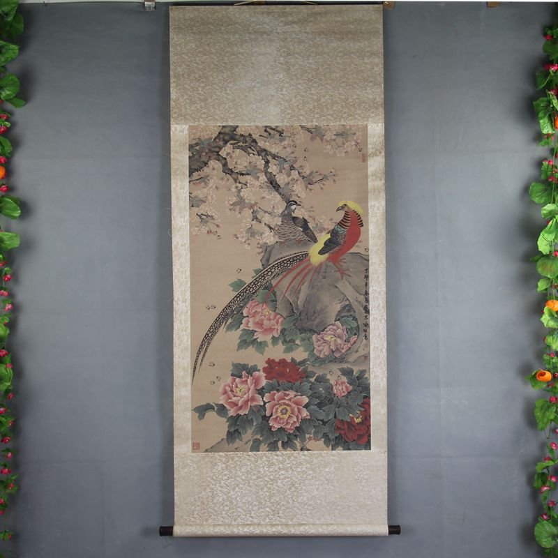 Exquisite Chinese painting scroll (1 of 5)