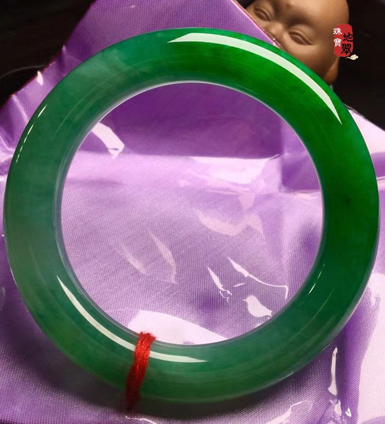 Natural jadeite jade bracelet (1 of 5)