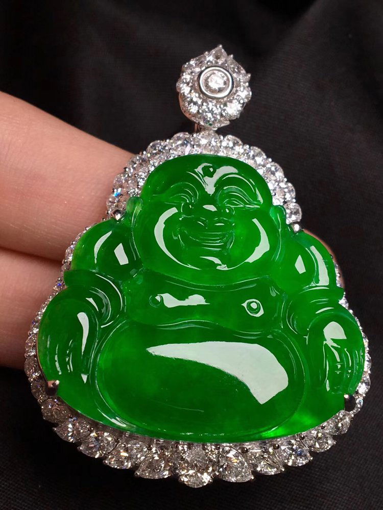 18K Gold & Emerald Jadeite Pendant (1 of 5)