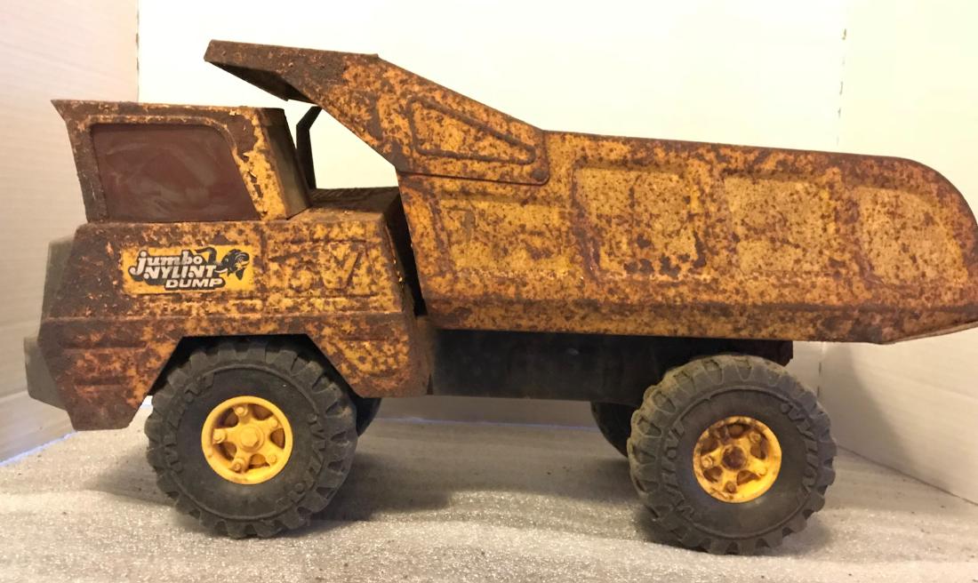 nylint dump truck