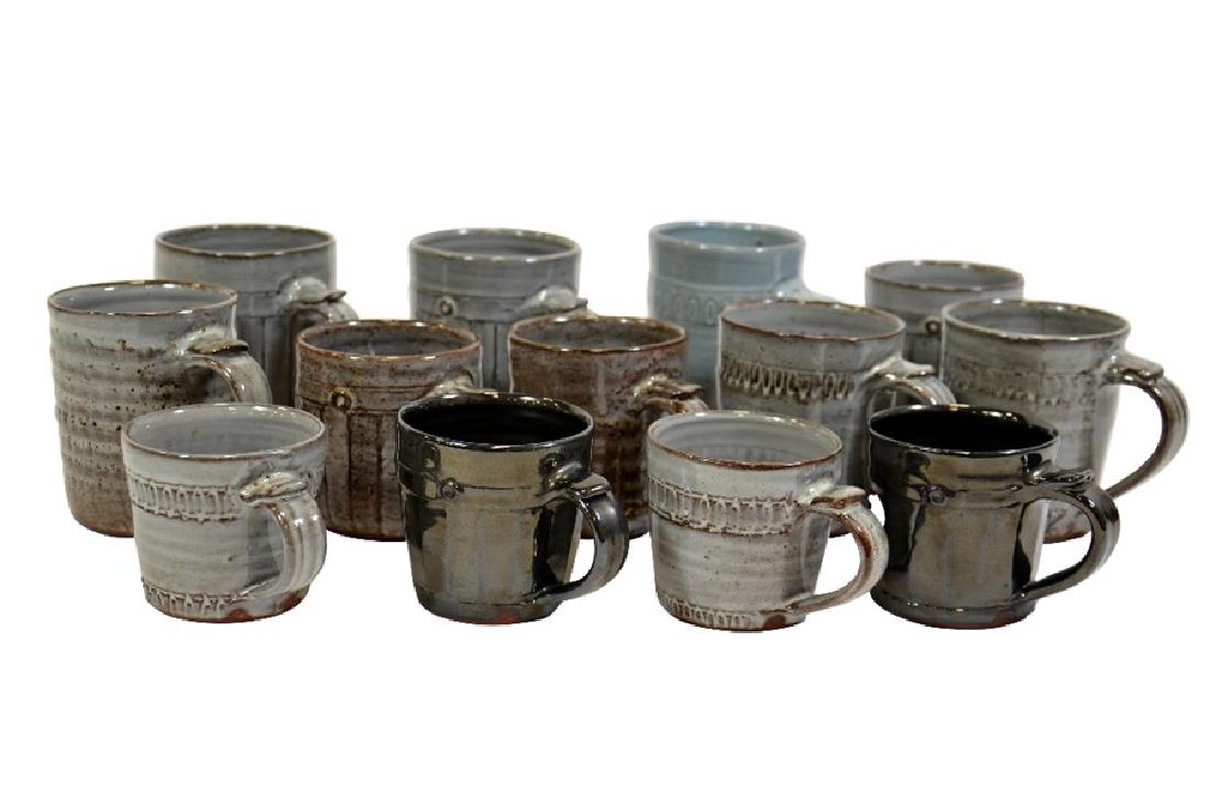 Dorothy Kemp, a collection of thirteen studio pottery (1 of 8)