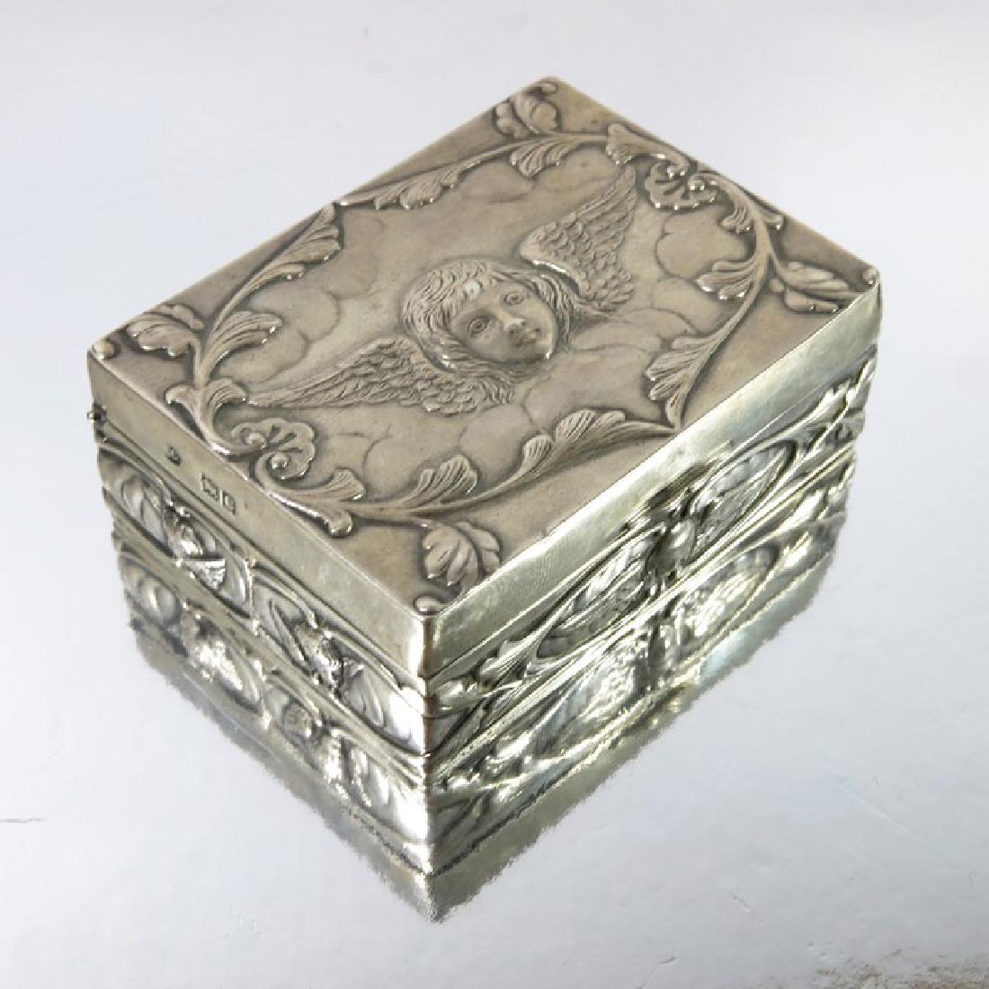 A Victorian silver box, William Comyns, London 1898, (1 of 6)