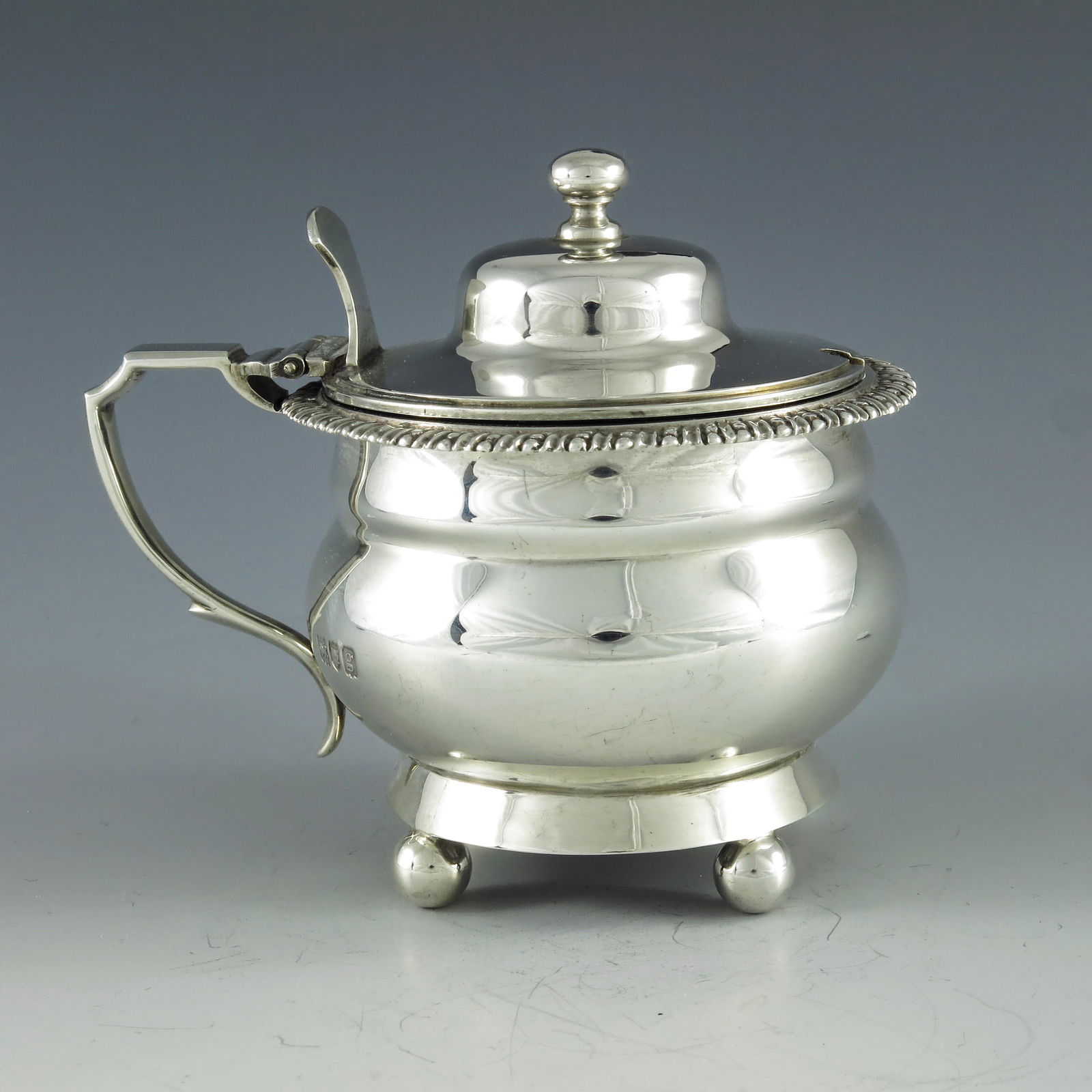 Charles Stuart Harris, London 1902, an Edwardian silver (1 of 7)