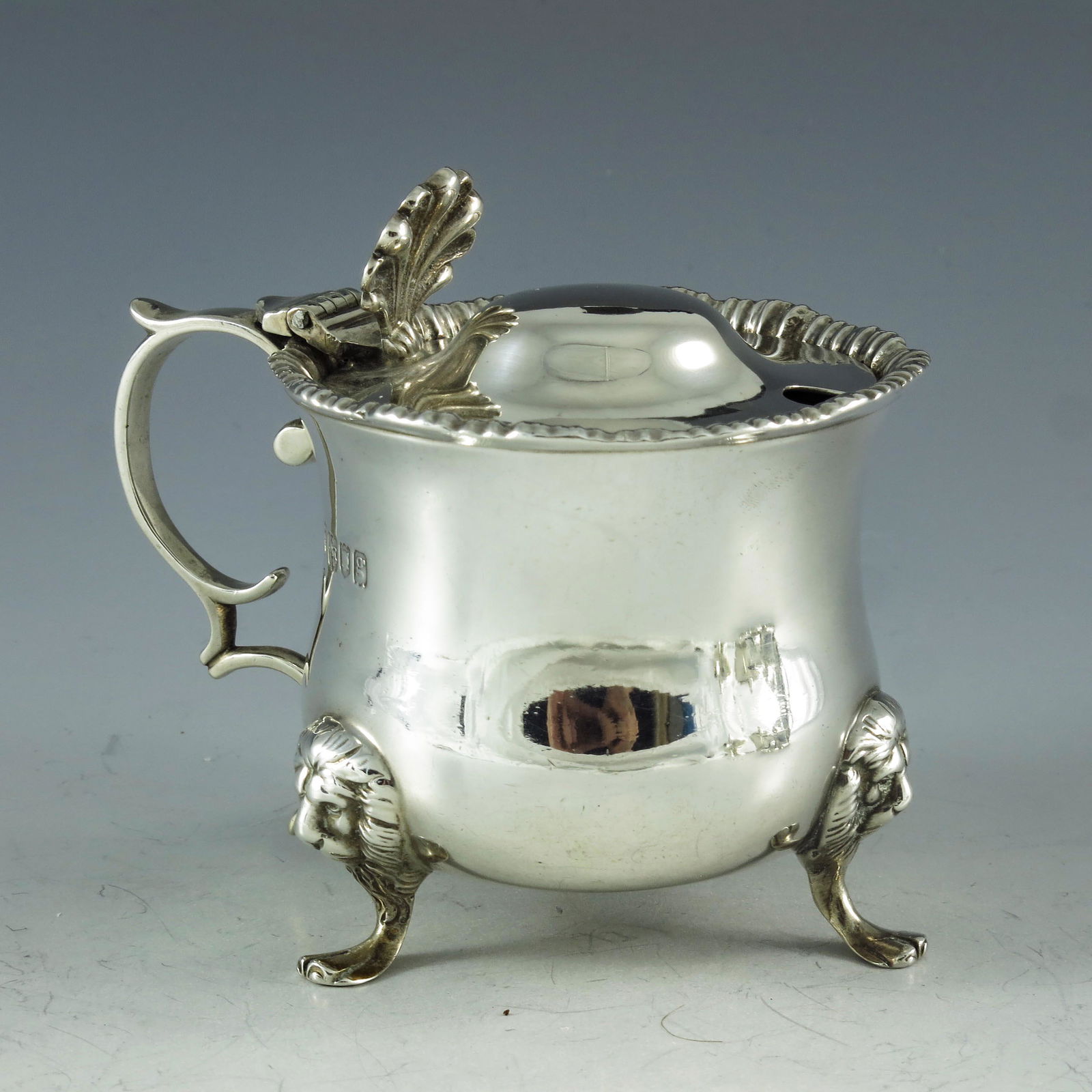 Five English silver mustard pots, with date marks from (1 of 20)