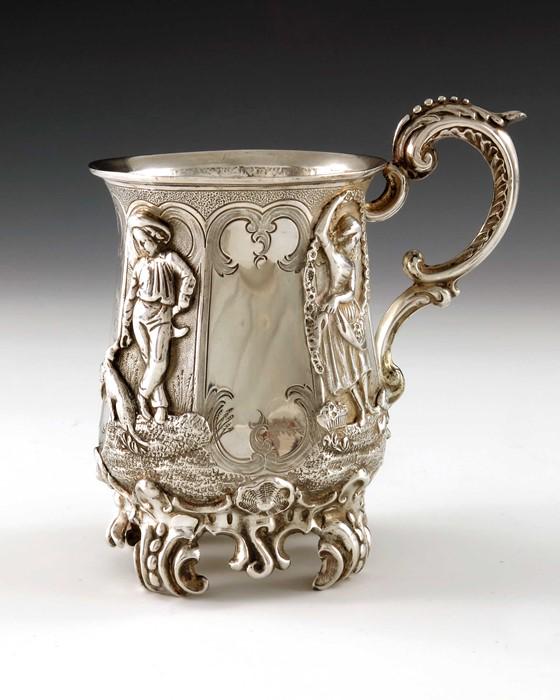 A Victorian silver mug, Creswick and Co., Sheffield (1 of 7)