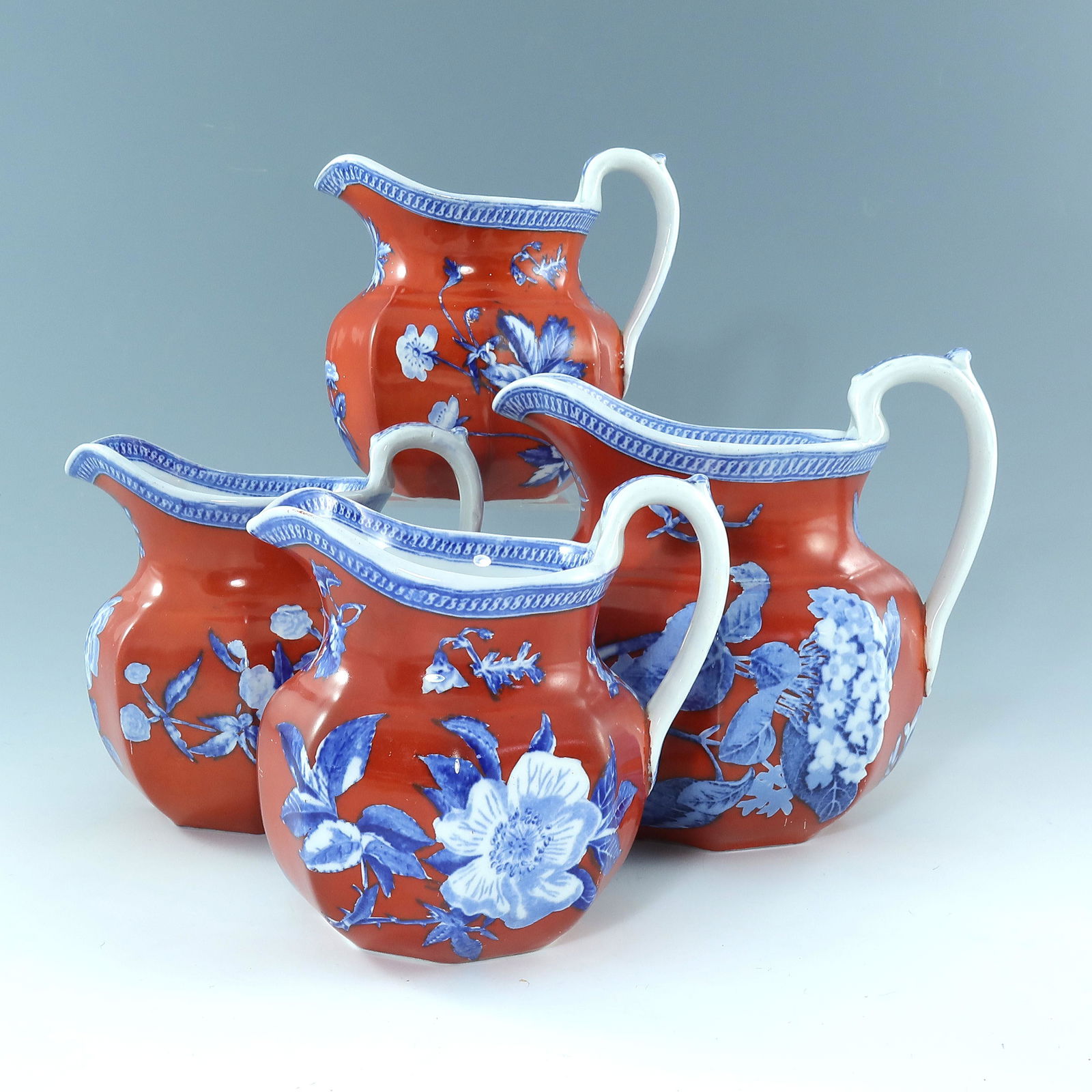 A set of four Wedgwood botanical flow bl (1 of 3)