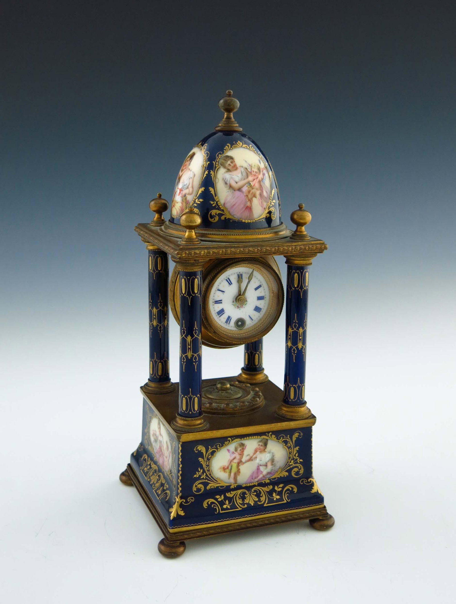 A late 19th Century Vienna clock, of arc (1 of 3)