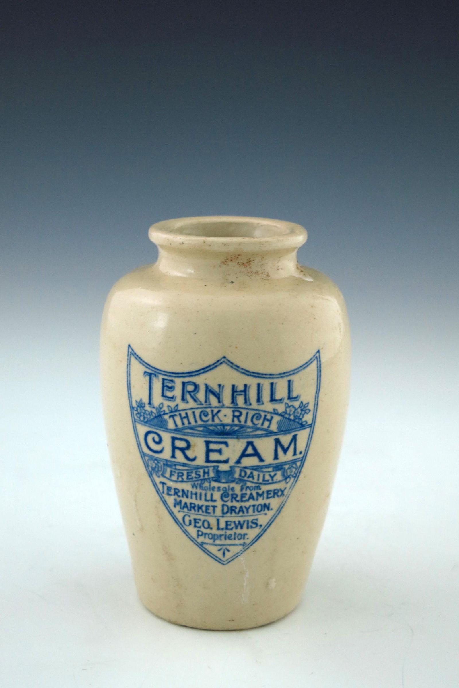 Advertising Interest, a large Ternhill T (1 of 4)